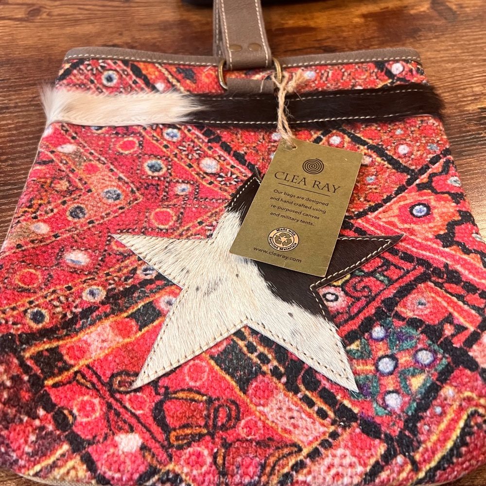 Clea Ray Red Patterned Star Wine Tote Bag -